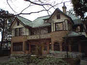 yuzo_kan.jpg (8990 �o�C�g)